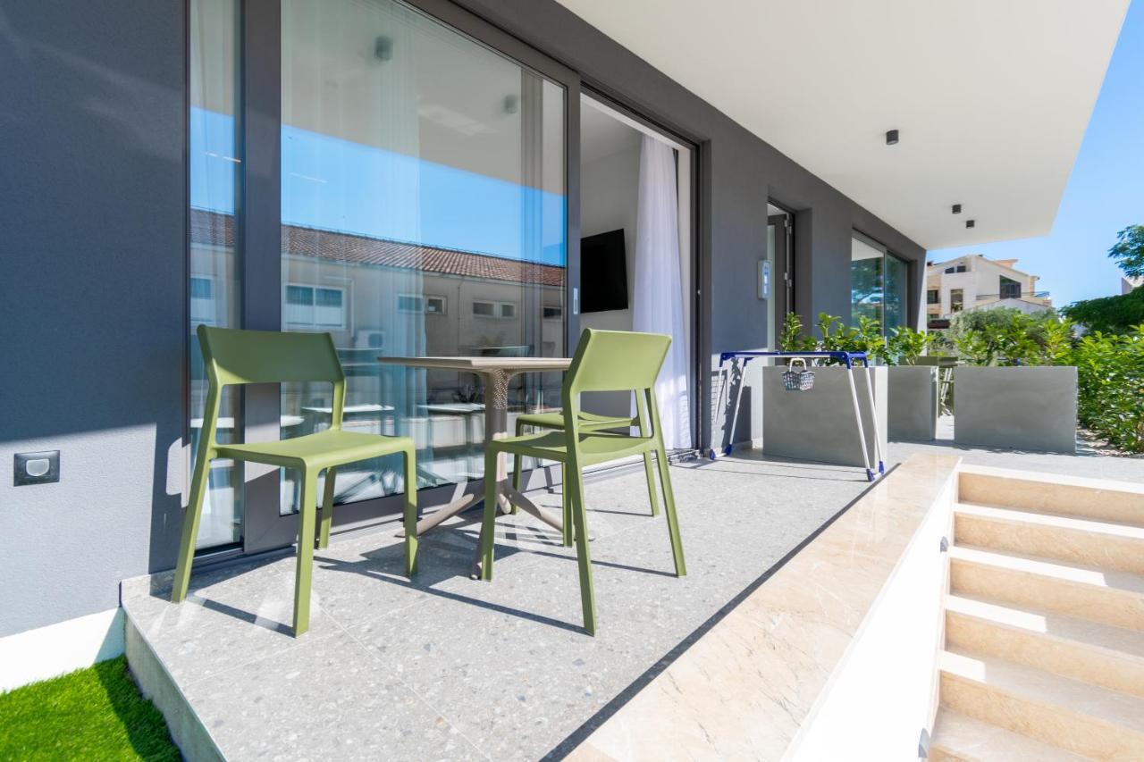 Apartmani Pino 1 Baška Voda エクステリア 写真