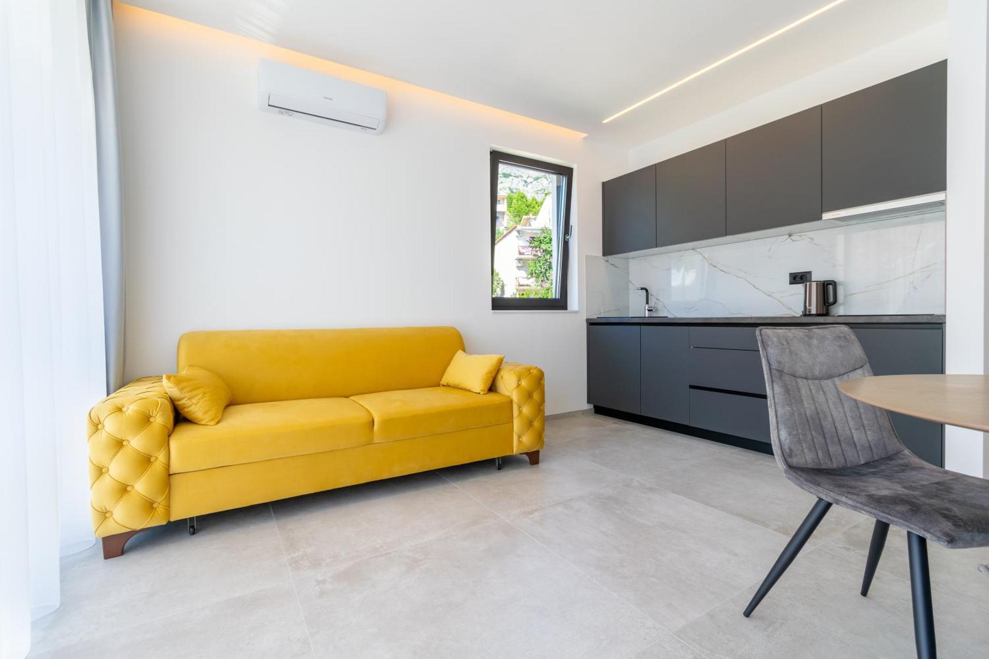 Apartmani Pino 1 Baška Voda エクステリア 写真