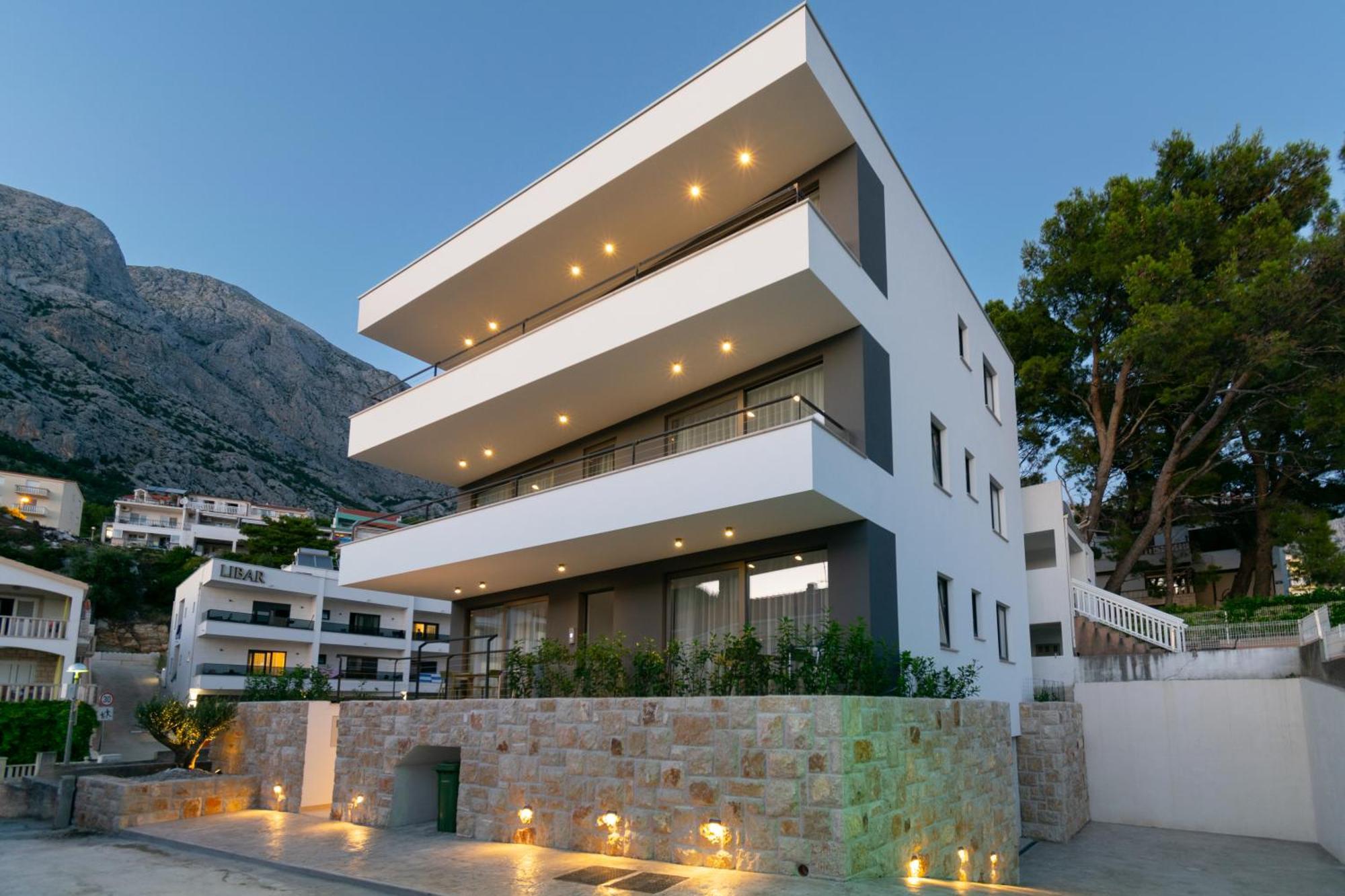 Apartmani Pino 1 Baška Voda エクステリア 写真