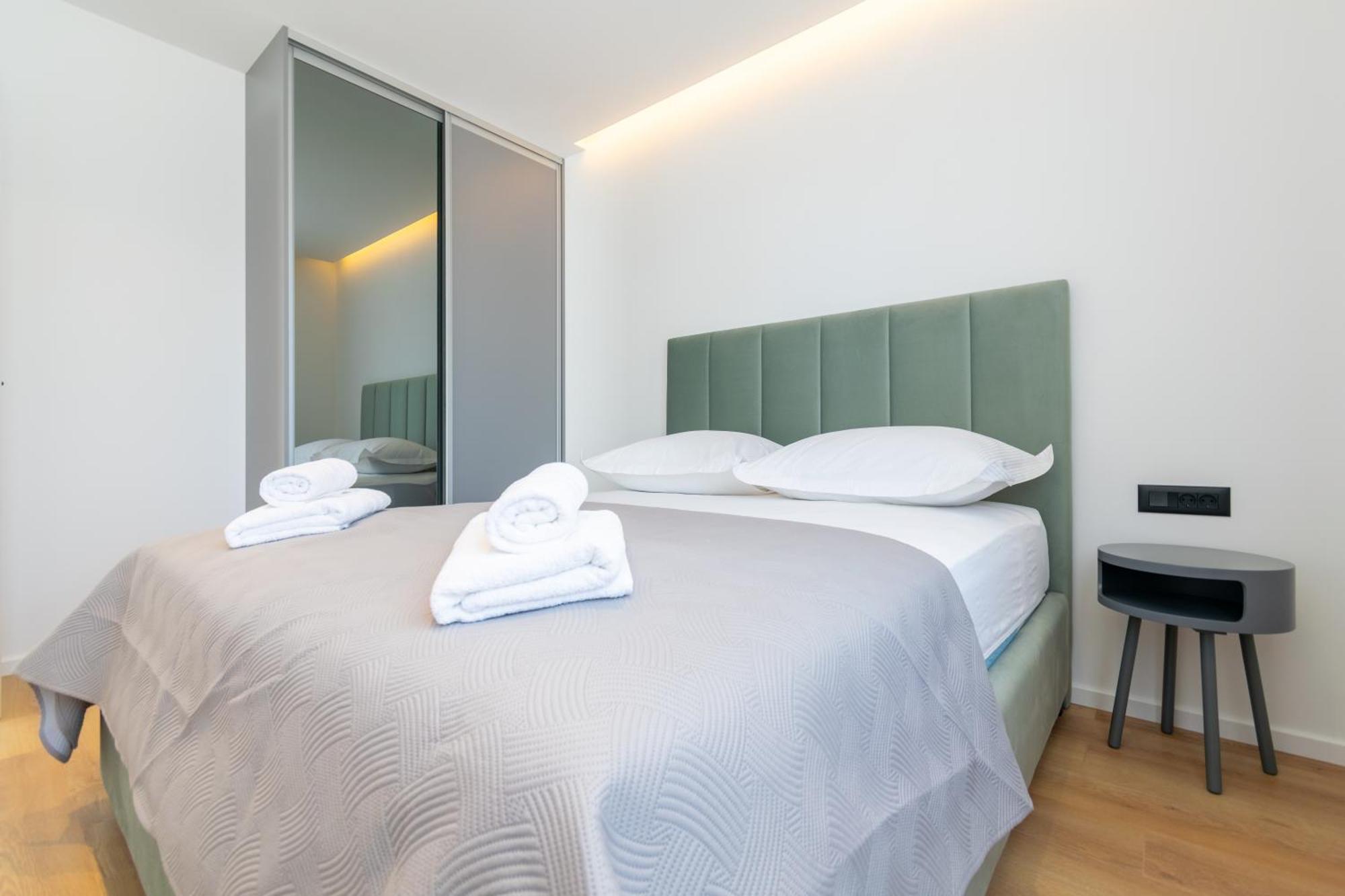 Apartmani Pino 1 Baška Voda エクステリア 写真